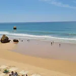 Vista Bonita With Views On The Ocean And The Hills بورتيماو