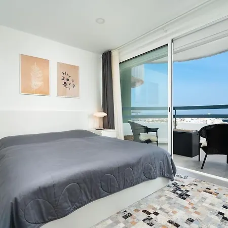 Апартаменты Vista Bonita With Views On The Ocean And The Hills